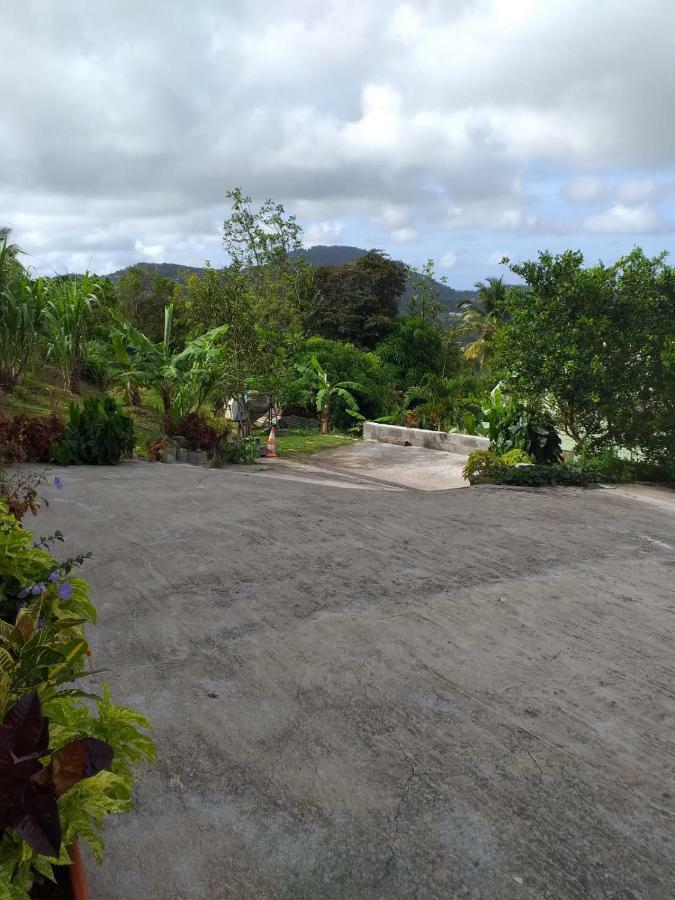 Apartamento Ericka Et Francois Quartier Monplaisir Exterior foto